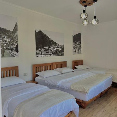 Cereni Guesthouse Berat Eksteriør bilde