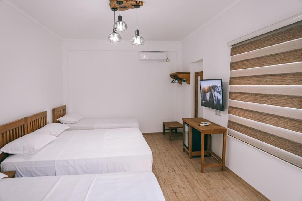 Cereni Guesthouse Berat Eksteriør bilde
