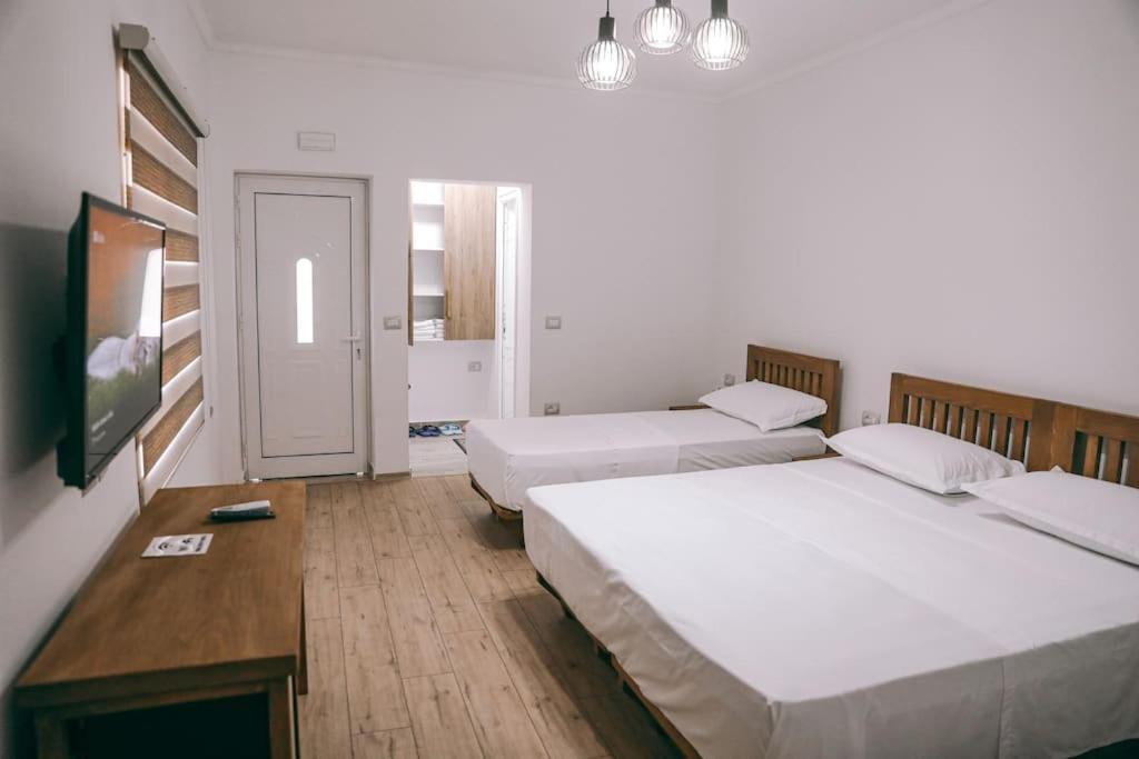 Cereni Guesthouse Berat Eksteriør bilde