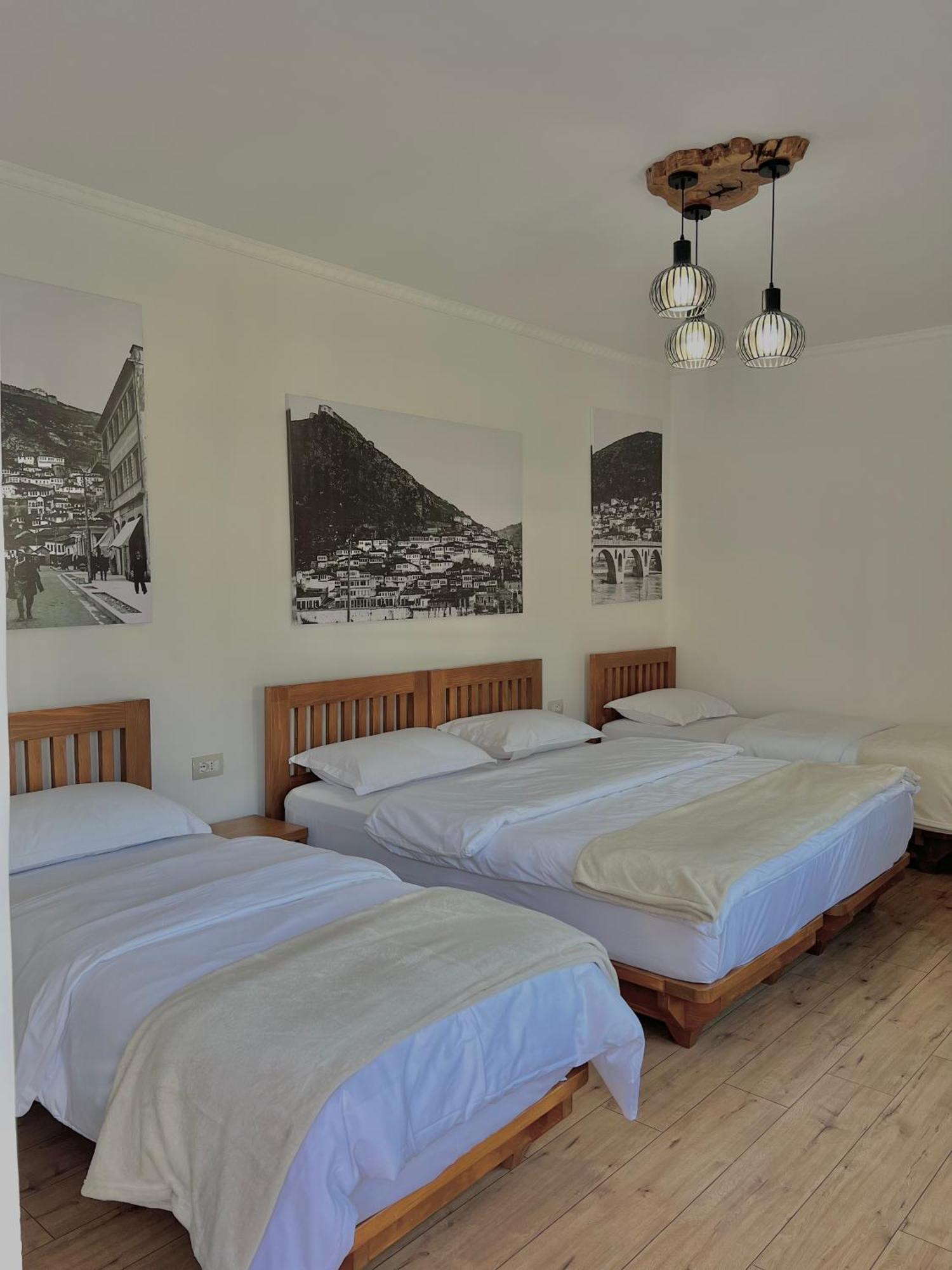 Cereni Guesthouse Berat Eksteriør bilde